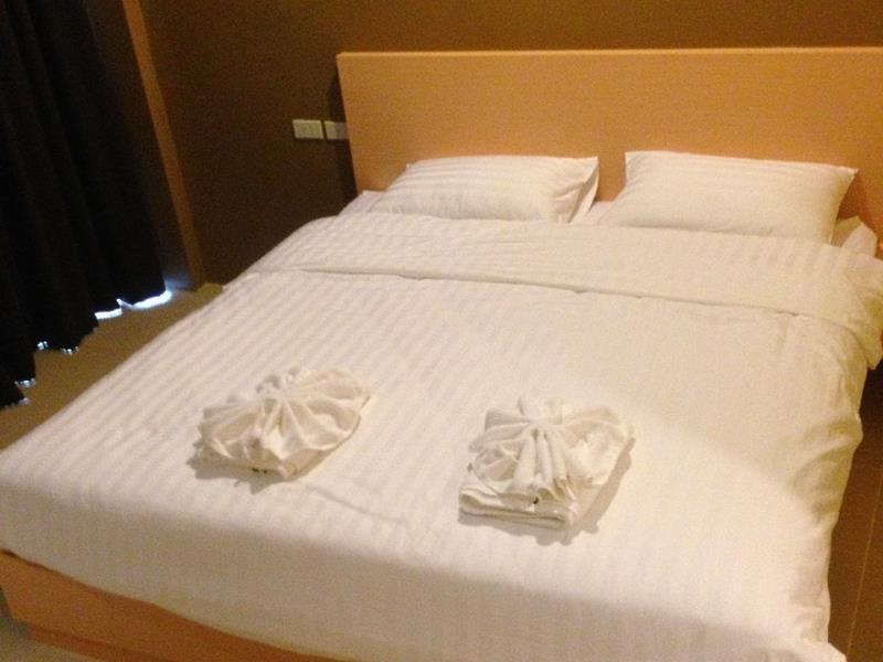 Ploenlay Hotel Ao Nang Buitenkant foto